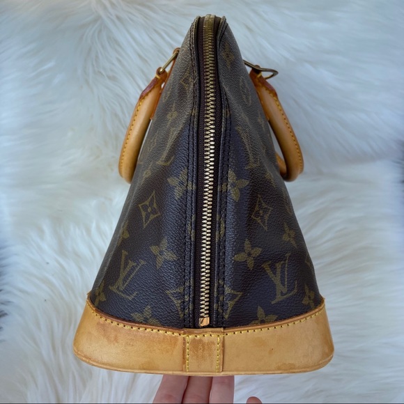 Louis Vuitton Alma PM Dome Bag - Picture 7 of 11